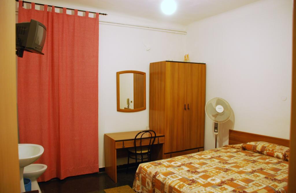 Hotel Major Genoa Exterior photo