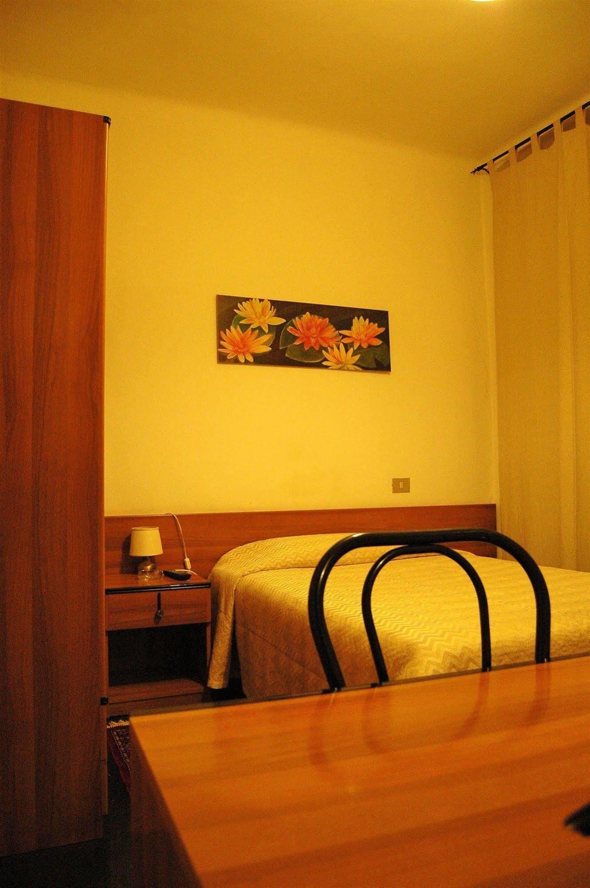 Hotel Major Genoa Exterior photo